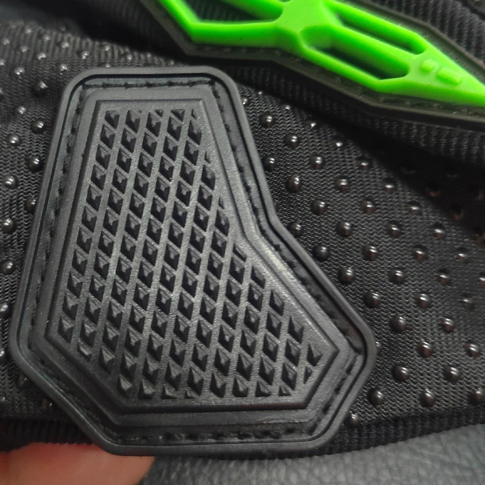 S1bd5efd153424db1a34534c6d206f7818